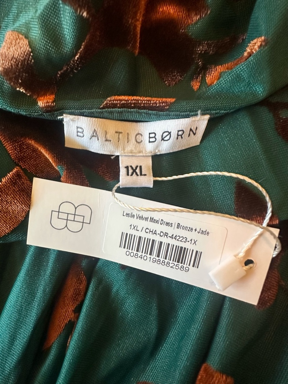 BNWT Baltic Born Leslie velvet maxi dress in jade and bronze size 1X - Picture 12 of 12
